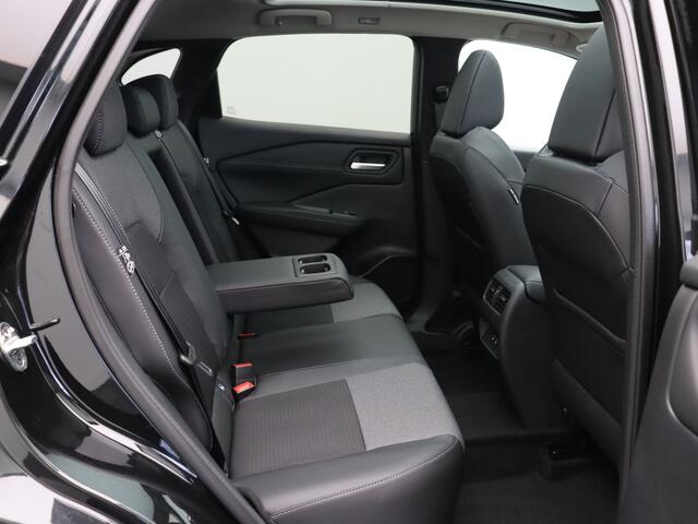 Nissan QASHQAI N-Connecta + Panoramisch glazen dak + Cold Pack Mild-Hybrid 140 | 12.3" TFT digitale cockpit | Audiosysteem met DAB, Apple Carplay & Android Auto, USB-aansluiting, stuurwielbediening en 6 luidsprekers | Blind Spot Warning & Intervention (BSW + BSI)
