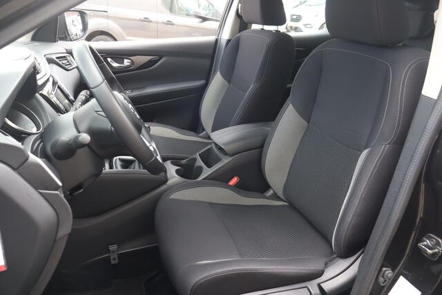 Nissan QASHQAI 1.3 DIG-T Acces Edition NL-Auto!! Apple Car-play I Camera