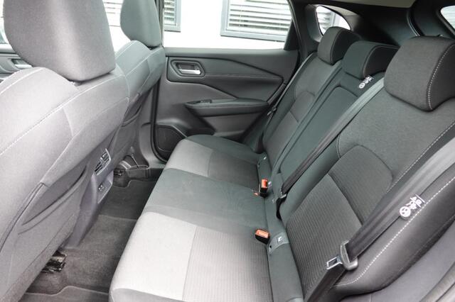 Nissan QASHQAI 1.3 MHEV N-CONNECTA + Panorama + Cold pack + 360 graden