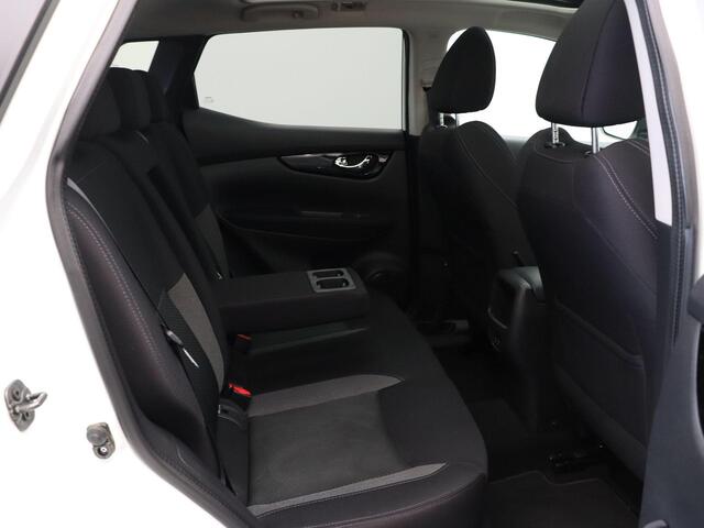 Nissan QASHQAI 140pk DIG-T N-Connecta | 360 graden camera | Apple Carplay/Android Auto | Panoramadak | Cruise control | Trekhaak |