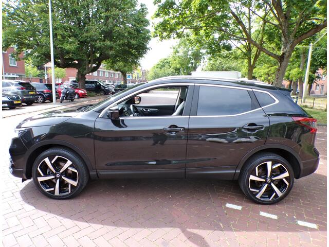 Nissan QASHQAI 1.2 Tekna AUTOMAAT PANORAMADAK NAV TEL CRUISECONT