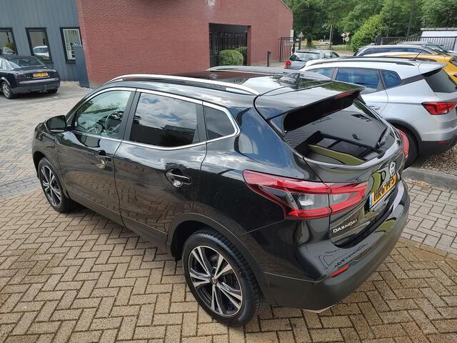 Nissan QASHQAI 1.3 DIG-T N-Connecta Panoramadak Navi 360-Camera Led Adapt-Cruise