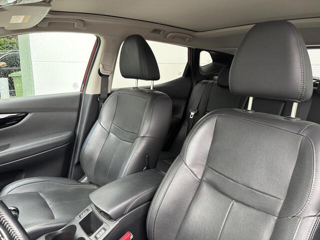 Nissan QASHQAI 1.2 Business Edition / Trekhaak / Pan. Dak / Voorraam verwarming / Leder / 360 Camera