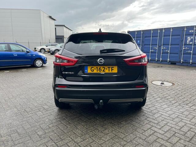 Nissan QASHQAI 1.3 DIG-T Tekna Design Pack
