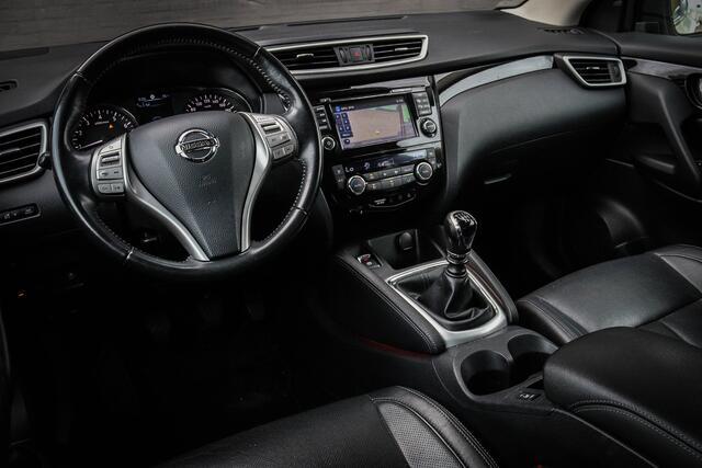 Nissan QASHQAI 1.2 Tekna Net binnen; wordt nog showroom klaargemaakt