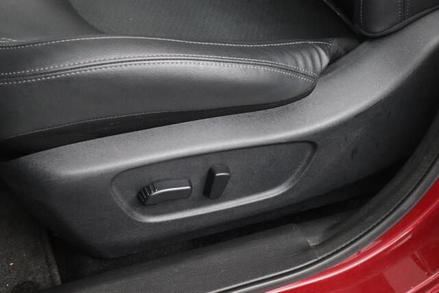 Nissan QASHQAI 1.3 DIG-T 160PK Tekna | Automaat | Trekhaak | Carplay/Android Auto |