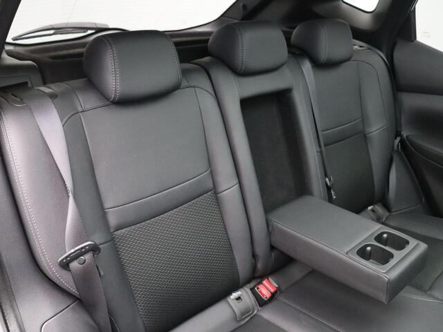 Nissan QASHQAI 140pk DIG-T Tekna | Stoelverwarming | Panoramadak | Trekhaak | Apple Carplay |