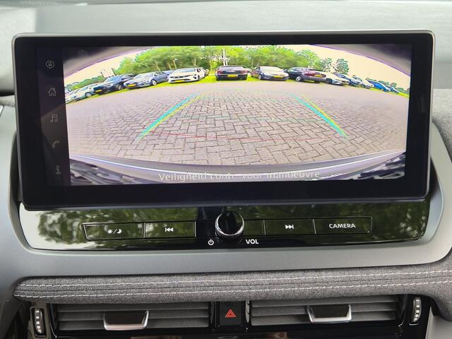 Nissan QASHQAI 1.3 MHEV Xtronic Acenta Automaat / Nieuw model / Facelift / Cold pack / Stuur- en Stoelverwarming / Navigatie via Apple Carplay of Android Auto / Trekgewicht 1800 kg / Adaptief CC / Achteruitrijcamera /