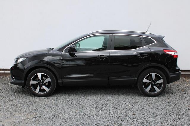 Nissan QASHQAI 1.2 N-Vision, Automaat, Parkeersensoren voor en Panorama Dak!