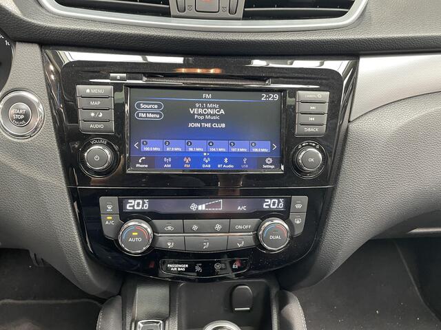 Nissan QASHQAI 1.3 DIG-T Tekna + | Panoramadak | Trekhaak |