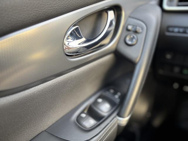 Nissan QASHQAI 1.3 DIG-T Tekna + | Trekhaak | Panodak | Leer | Nav | Memory Stoelen | Keyless | 360 Cam |