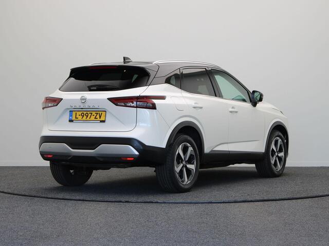 Nissan QASHQAI 158pk MHEV Xtronic Premiere Edition | Slechts 19.769km!! | Head-up Display | Panorama Dak | Adaptieve Cruise Control | Rondom Camera's |
