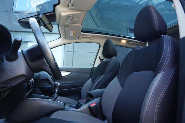 Nissan QASHQAI 1.2 N-Connecta 116pk Panoramadak/Navigatie/360Camera