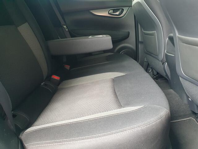 Nissan QASHQAI 1.3 DIG-T N-Connecta PANO/NAVI/CRUISE/AIRCO/LMV