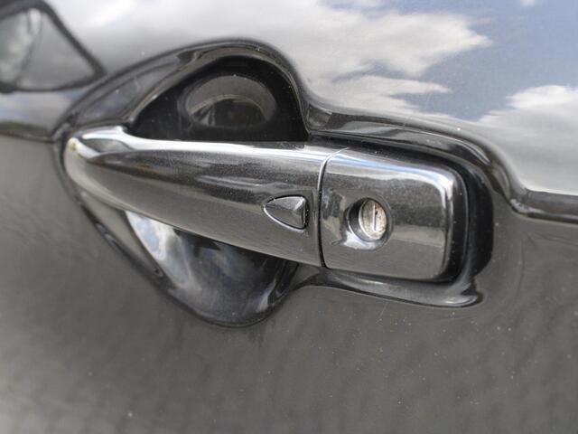 Nissan QASHQAI N-Connecta 1.2 115PK X-Tronic CVT Automaat Navigatie, Rondomzicht Camera, DAB, Panoramadak, Parkeersensoren Voor & Achter