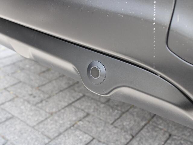 Nissan QASHQAI N-Connecta 1.2 115PK X-Tronic CVT Automaat Navigatie, Rondomzicht Camera, DAB, Panoramadak, Parkeersensoren Voor & Achter