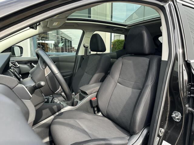 Nissan QASHQAI 1.2 N-Connecta | NL Auto/2e Eig./Voll.Historie/360° camera/Pano.Dak/Clima/Cruise/Bluetooth/Trekhaak