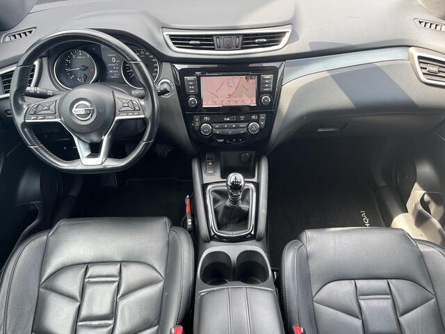 Nissan QASHQAI 1.3 DIG-T Tekna + / Trekhaak (Trekgewicht 1.500kg) / Panorama-dak / 360° Camera / Stoelverwarming voor / Apple Carplay & Android Auto / Cruise- en Climate Control / Keyless Entry & Start / Navigatie full map / Elektrisch verstelbare voorstoelen met geheug