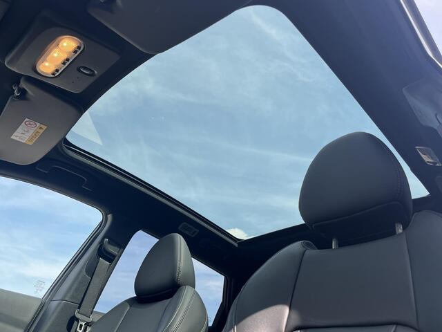 Nissan QASHQAI 1.3 DIG-T Tekna + / Trekhaak (Trekgewicht 1.500kg) / Panorama-dak / 360° Camera / Stoelverwarming voor / Apple Carplay & Android Auto / Cruise- en Climate Control / Keyless Entry & Start / Navigatie full map / Elektrisch verstelbare voorstoelen met geheug