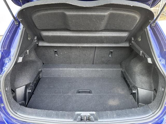 Nissan QASHQAI 1.2 Tekna / Stoel + voorraam verwarming / Panoramadak / Automaat / 360 camara /