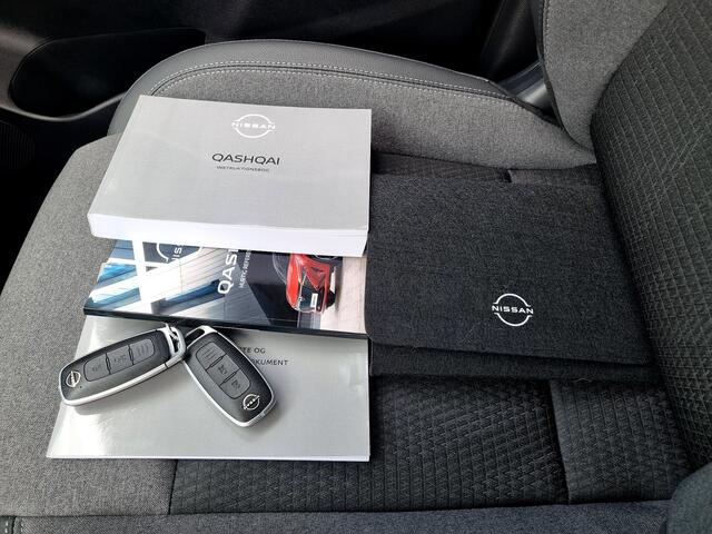 Nissan QASHQAI 1.3 MHEV Xtronic N-Connecta Automaat / Facelift / Cold Pack / 1800KG Trekgewicht / Navigatie / Cruise Control Adaptief / Rondomzicht Camera