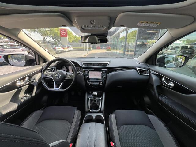 Nissan QASHQAI 1.3 DIG-T Design Edition | Panoramadak | Navigatie |