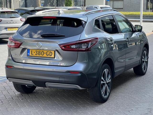 Nissan QASHQAI 1.3 DIG-T Design Edition | Panoramadak | Navigatie |