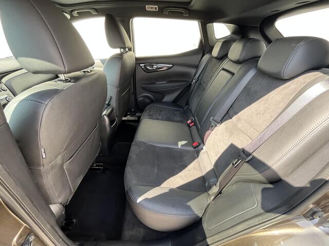 Nissan QASHQAI 1.2 N-Vision / Trekhaak (Trekgewicht 1.200kg) / Panorama-dak / 360° Camera / Alcantara & Lederen Bekleding / Stoelverwarming voor / Navigatie full map / Cruise- en Climate Control / Keyless Entry & Start / Elektrisch verstelbare voorstoelen / Bluetooth / 