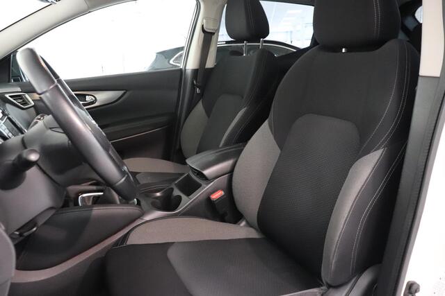 Nissan QASHQAI 1.3 DIG-T N-Connecta | 360 Camera | Panoramadak | Climate control | AppleCarplay AndroidAuto | Navigatie |