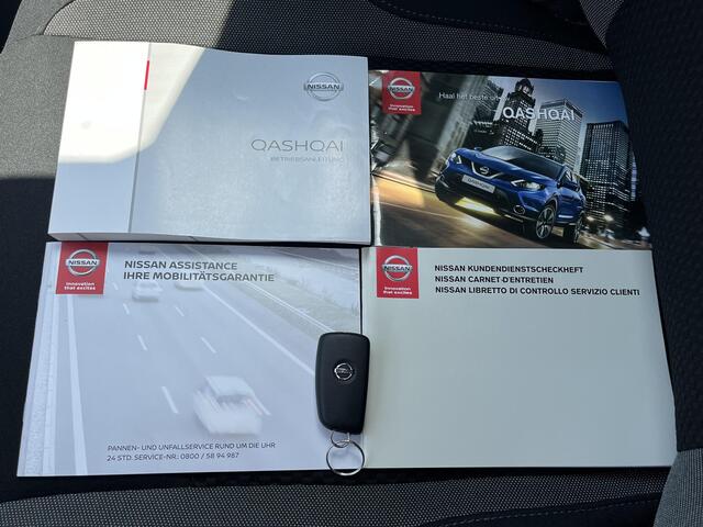 Nissan QASHQAI 1.3 DIG-T N-Connecta Automaat / Panoramadak / Achteruitrijcamera / Apple Carplay & Android Auto / Navigatie full map / Vooruit- en Stoelverwarming voor / Cruise- en Climate Control /
