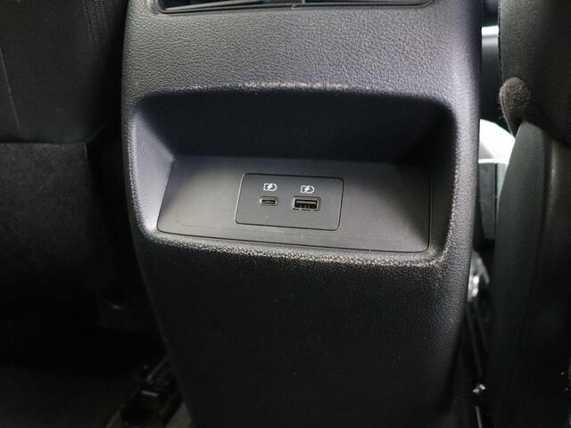 Nissan QASHQAI 158pk MHEV Xtronic N-Connecta | 1800kg Trekvermogen | Cruise Control | 360 graden camera | Apple carplay & Android Auto |