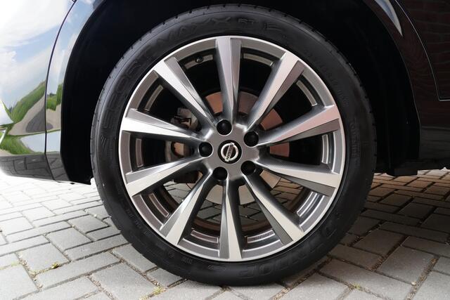 Nissan QASHQAI 1.3 DIG-T Tekna 141pk Panoramadak/360Camera/AppleCarplay