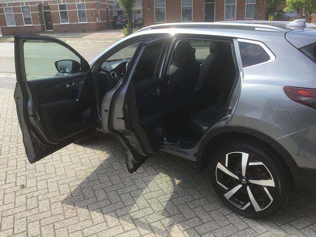 Nissan QASHQAI 1.3 DIG-T Tekna Design-pack Panoramadak 360