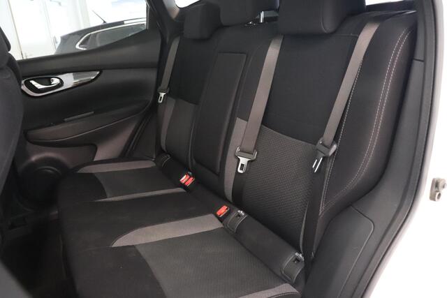 Nissan QASHQAI 1.3 DIG-T N-Connecta | 360 Camera | Panoramadak | Climate control | Navigatie | AppleCarplay AndroidAuto | Cruise control |