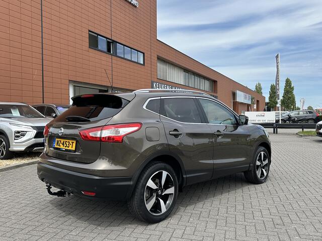 Nissan QASHQAI 1.2 N-Connecta | Navigatie | 360° Camera | Trekhaak | Keyless Entry | Cruise & Climate Control | Rijklaarprijs!
