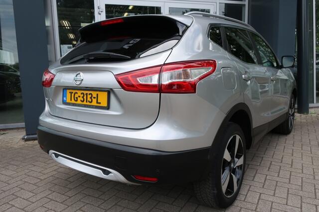 Nissan QASHQAI 1.2 DIG-T 116PK, Panoramadak, Clima, Navi, All Season Banden, etc.