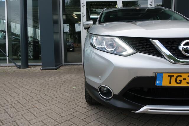 Nissan QASHQAI 1.2 DIG-T 116PK, Panoramadak, Clima, Navi, All Season Banden, etc.