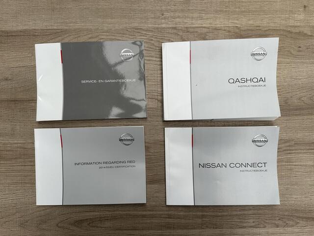 Nissan QASHQAI 1.2 Business Edition Pano | Trekhaak | Camera | Lederen bekleding