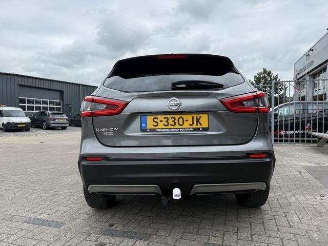 Nissan QASHQAI 1.2 Tekna Panoramadak, Trekhaak, Navigatie, LED verl, etc..!!