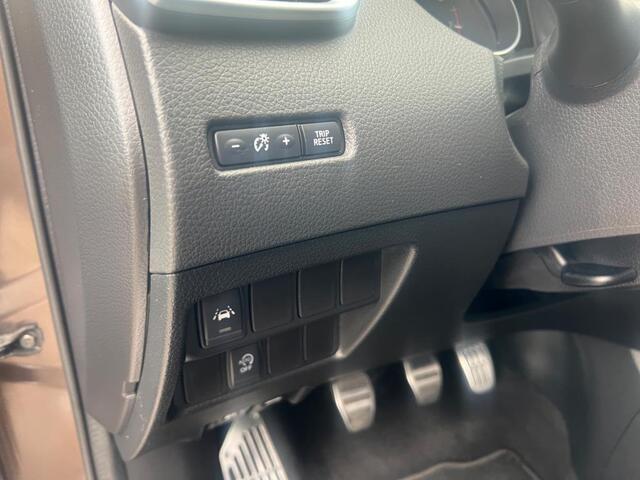 Nissan QASHQAI Nissan Qashqai 1.6 Tekna + Full options l Leder l 360 l Trekhaak