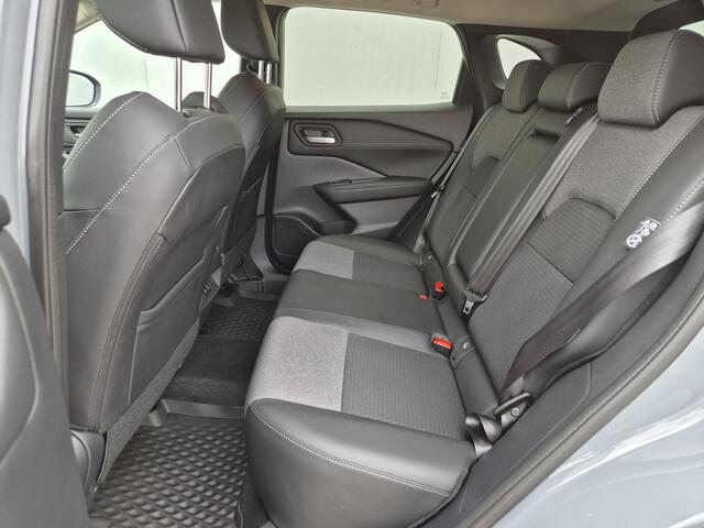 Nissan QASHQAI 1.3 MHEV Xtronic N-Connecta Automaat / Cold Pack / Nieuw Model / Facelift / Stuur- Stoel en voorruit verwarming / Adaptief cruise control / Rondomzicht camera / Trekgewicht 1800 kg / Apple Carplay Android Auto /