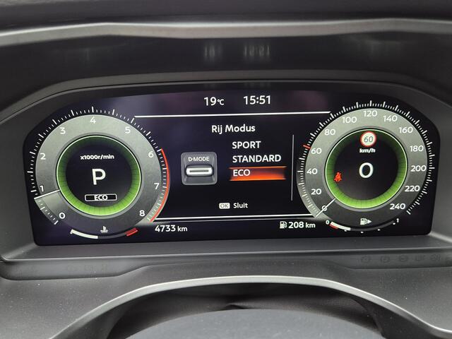 Nissan QASHQAI 1.3 MHEV Xtronic N-Connecta Automaat / Cold Pack / Nieuw Model / Facelift / Stuur- Stoel en voorruit verwarming / Adaptief cruise control / Rondomzicht camera / Trekgewicht 1800 kg / Apple Carplay Android Auto /