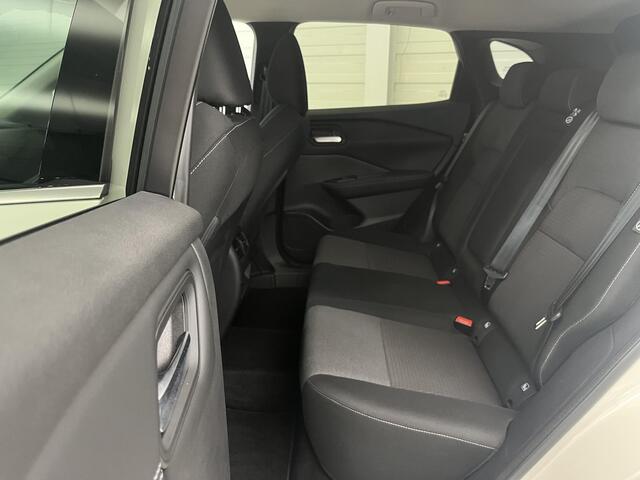 Nissan QASHQAI 1.3 MHEV N-Style / 19'' Wielen / Climate Control / 360 Gradencamera / Navigatie/ Dealer Onderhouden / Eerste Eigenaar /