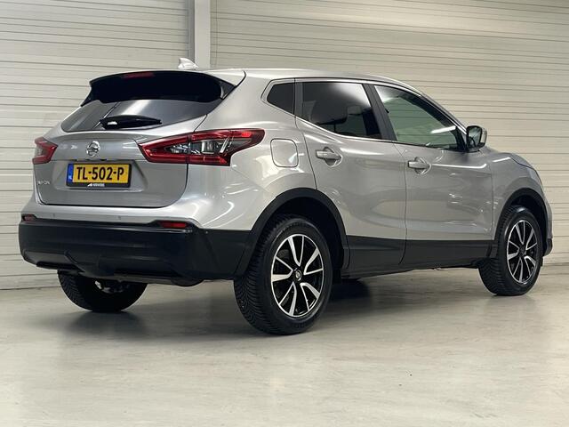 Nissan QASHQAI 1.2 N-Connecta / Navigatie / Dual Zone Climate Control / Camera / Stoelverwarming /