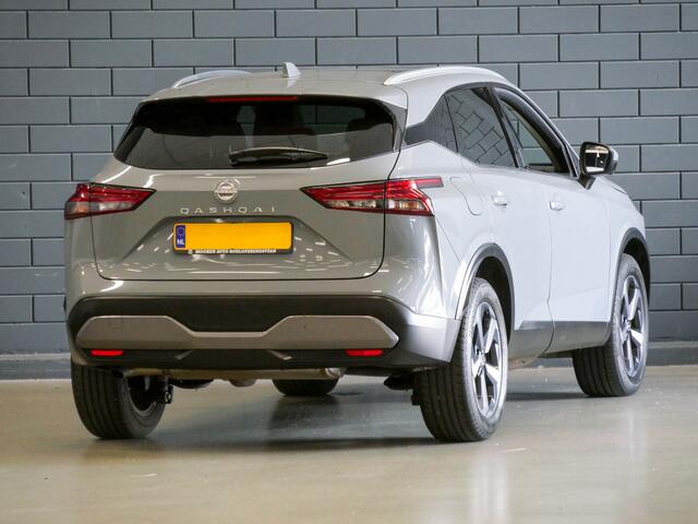 Nissan QASHQAI 1.3 MHEV Business Premium | PANODAK | CAMERA | APPLE CARPLAY |