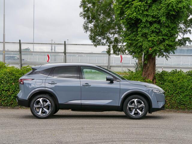 Nissan QASHQAI 1.3 MHEV Business Premium | PANODAK | CAMERA | APPLE CARPLAY |