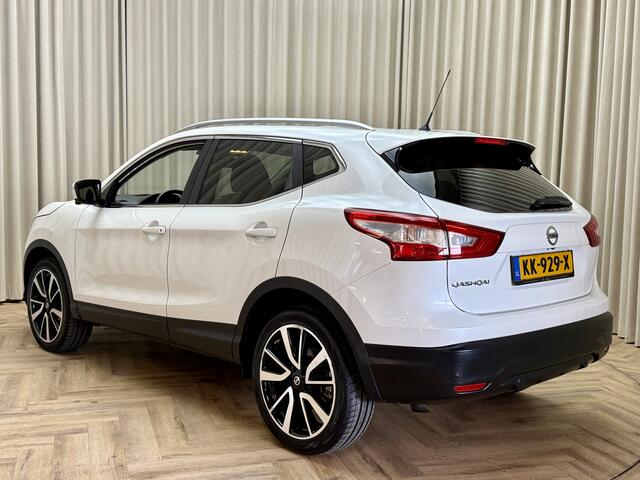 Nissan QASHQAI 1.2 Tekna *Panodak* Leder / Stoelverwarming / Keyless / 360 Camera / Navigatie / Cruise / 19'' LMV