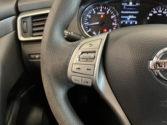 Nissan QASHQAI 1.2 Acenta Airco Cruise Control Parkeersensoren achter Lichtmetalen velgen
