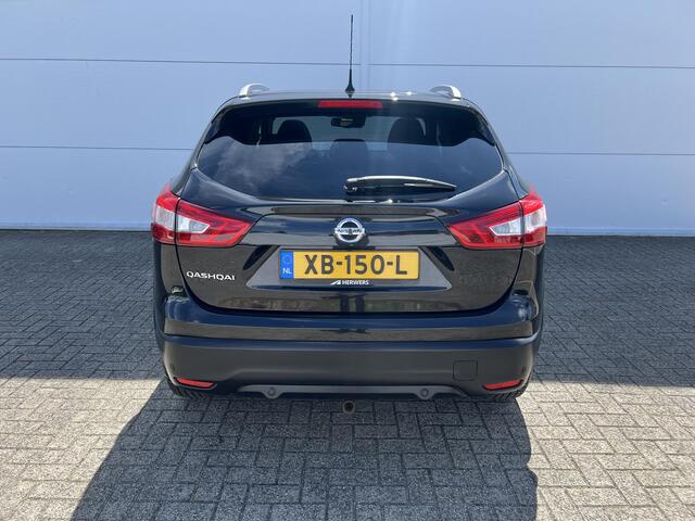 Nissan QASHQAI 1.2 DIG-T 115 N-Connecta / Trekhaak Afn. / All Season banden /