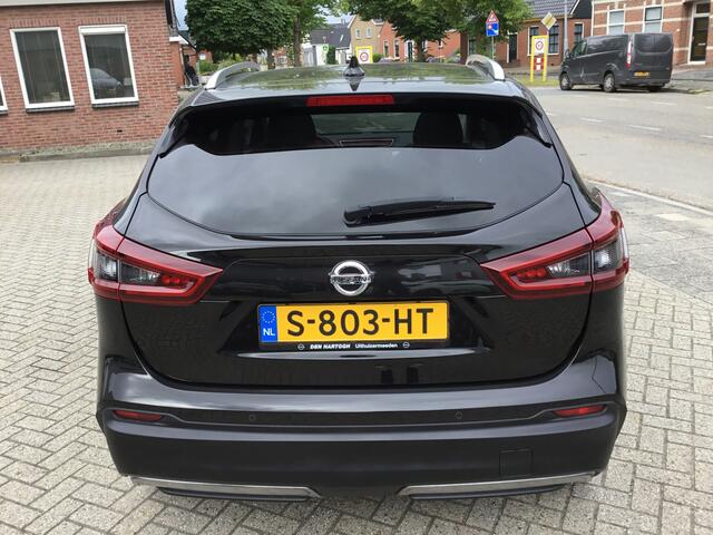 Nissan QASHQAI 1.3 DIG-T 160 DCT Premium Edition